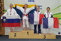 66-Podium_Thanh_et_Jezabel.JPG